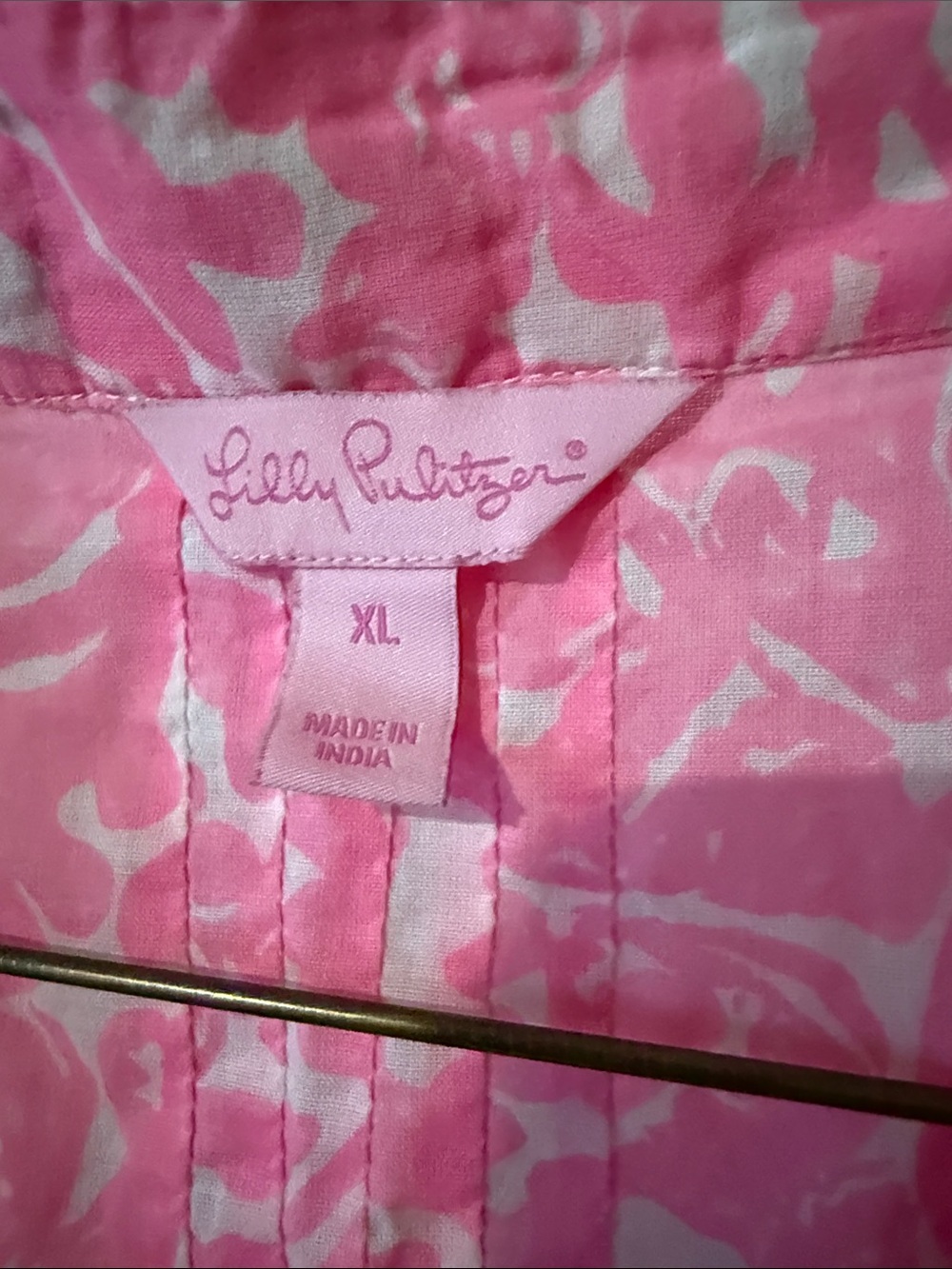 Lilly Pulitzer Hot Pink Printed Tunic with Green Embroidered V-Neck - Picture 3 of 11